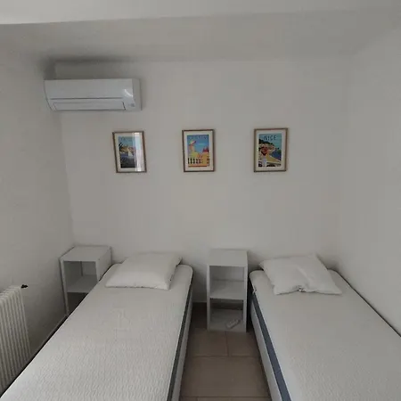 Bulle Azur Charming 3-room アパート